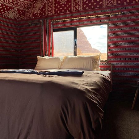 Hotel Bedouin Yoga & Trekking Camp Wadi Rum Extérieur photo