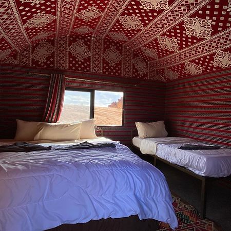 Hotel Bedouin Yoga & Trekking Camp Wadi Rum Extérieur photo