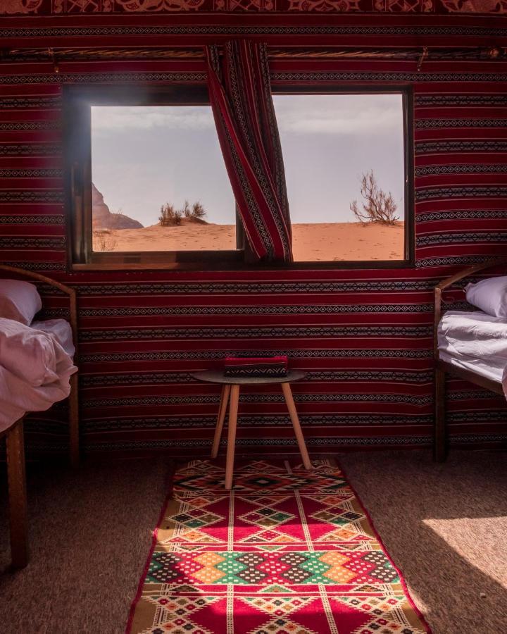 Hotel Bedouin Yoga & Trekking Camp Wadi Rum Extérieur photo