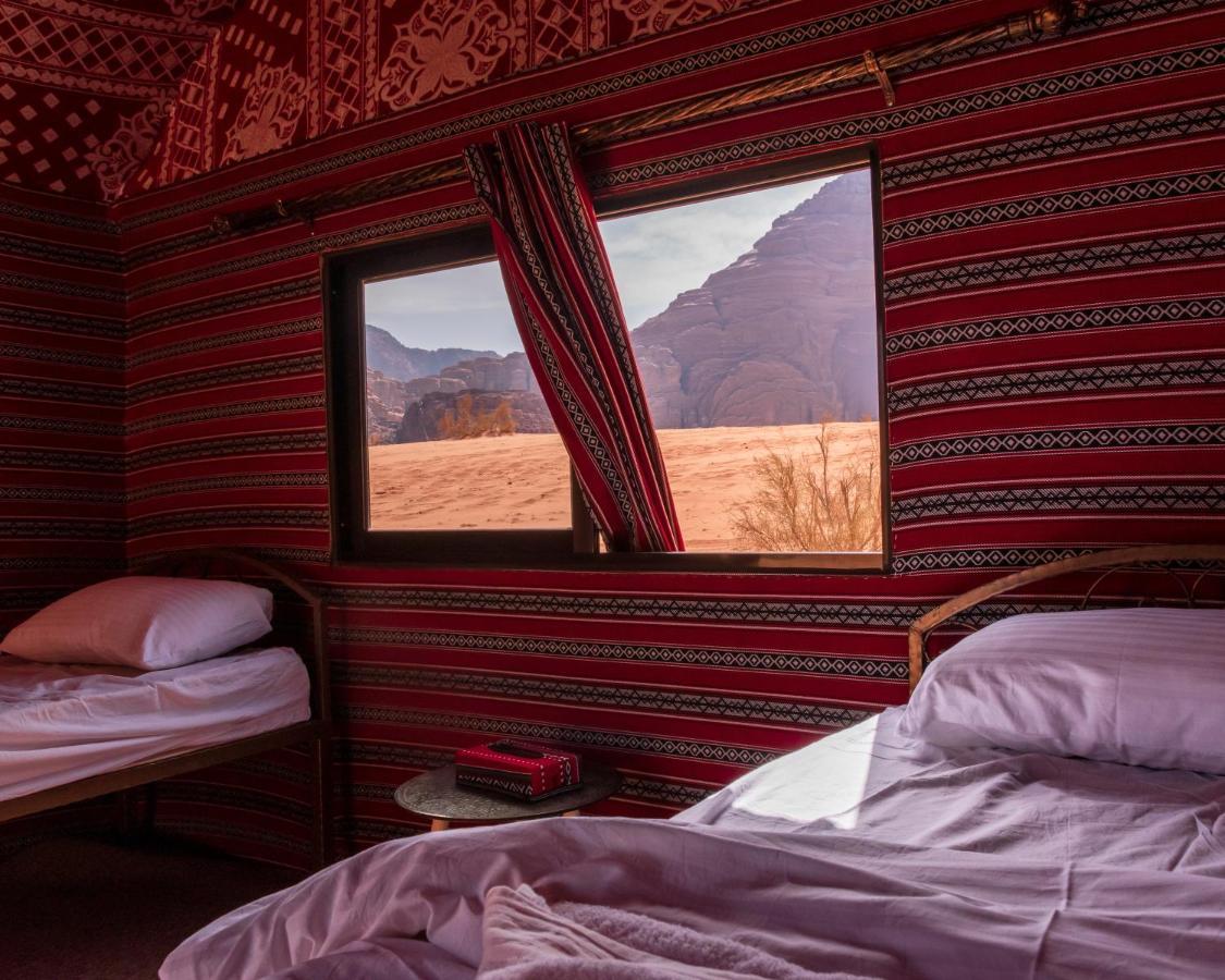 Hotel Bedouin Yoga & Trekking Camp Wadi Rum Extérieur photo