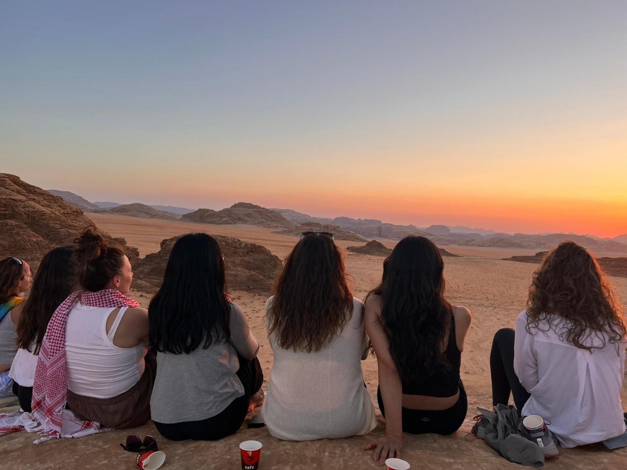 Hotel Bedouin Yoga & Trekking Camp Wadi Rum Extérieur photo